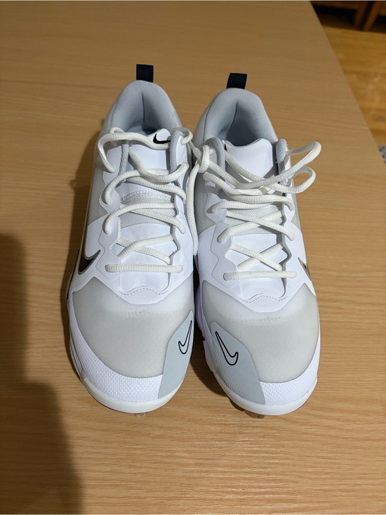 Nike Other - Nike trout air zoom white baseball metal cleats size 8